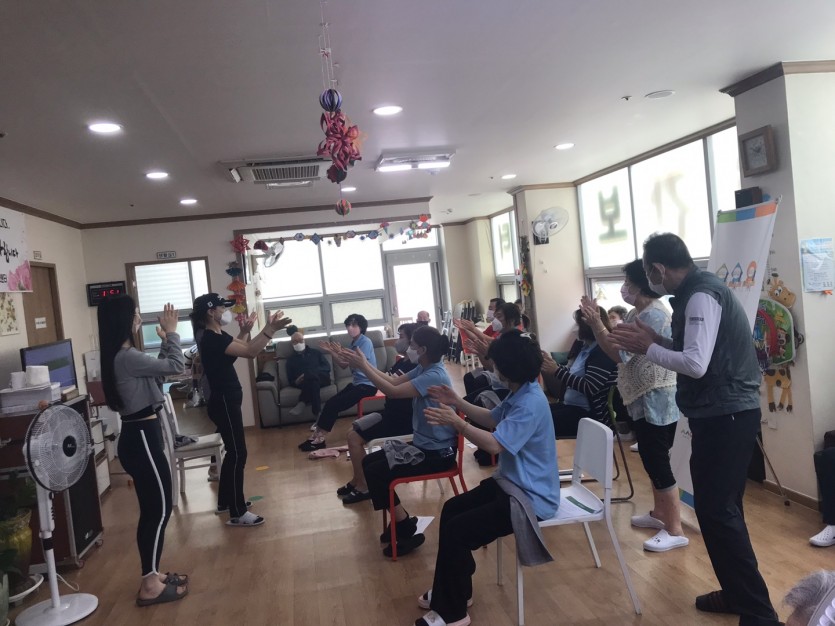 첨부파일 이미지